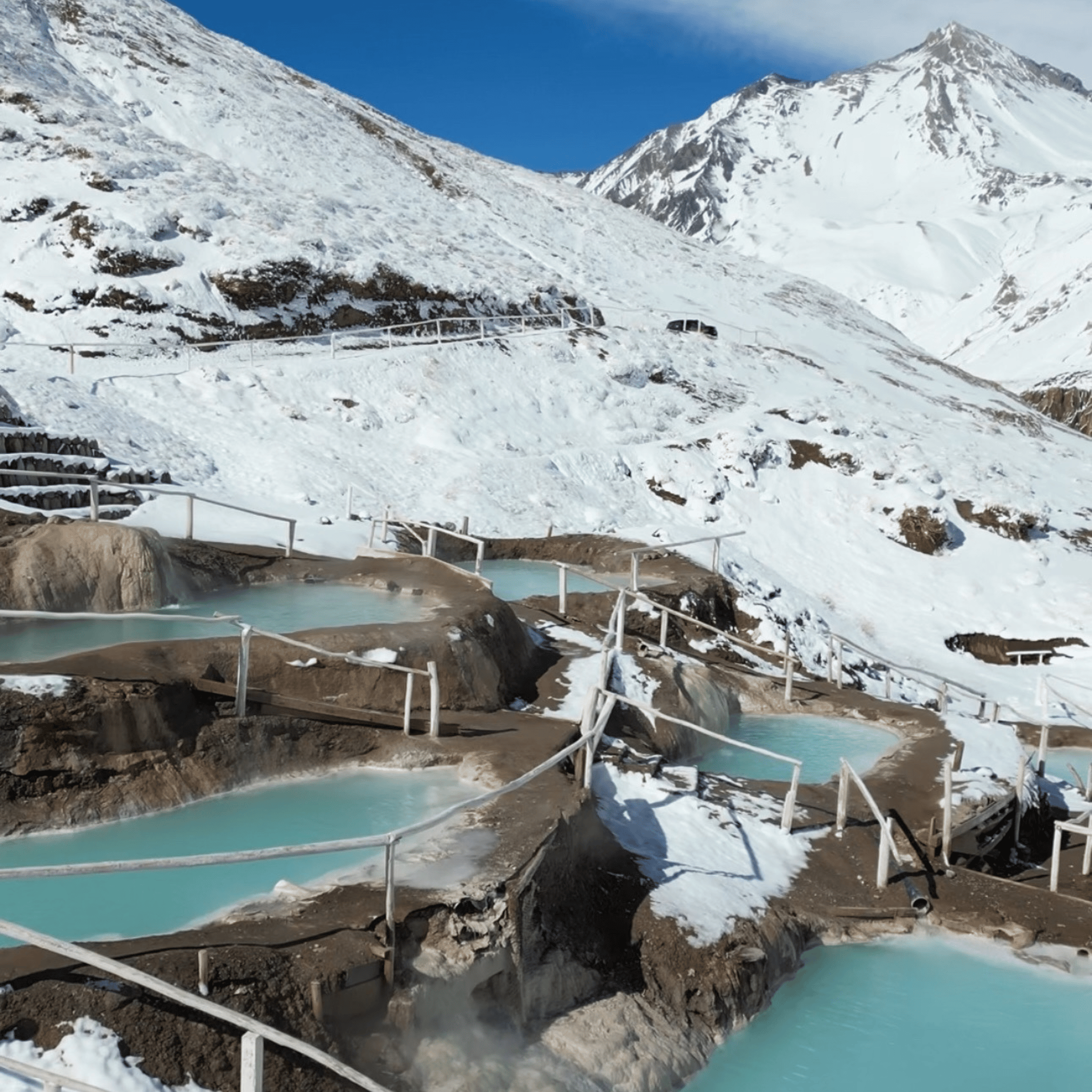Pacote Triplo de Inverno — Quadriciclo + Moto de Neve + Termas no Cajón del Maipo